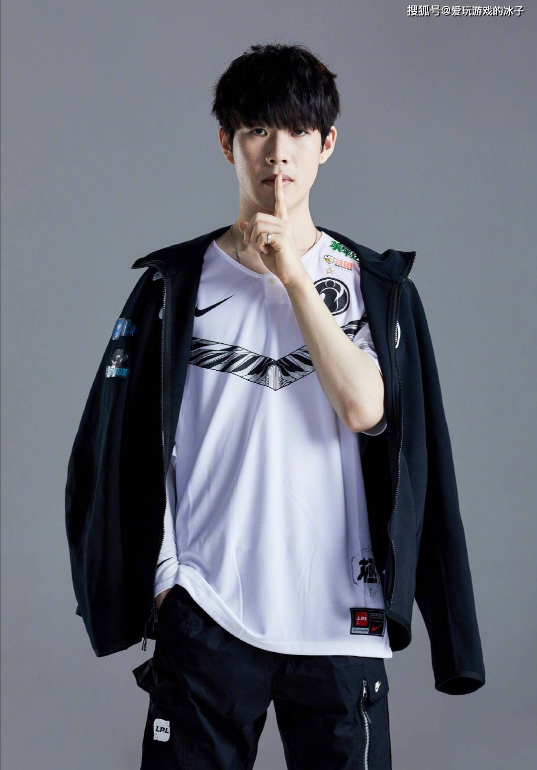 StarLadder StarSeries Fall 2025 小组赛将在线举行